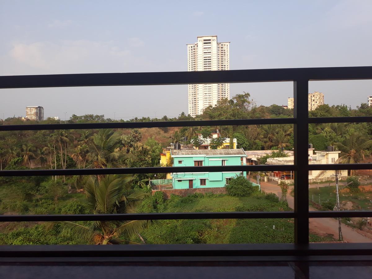 Apartament Aikya Mangaluru Zewnętrze zdjęcie