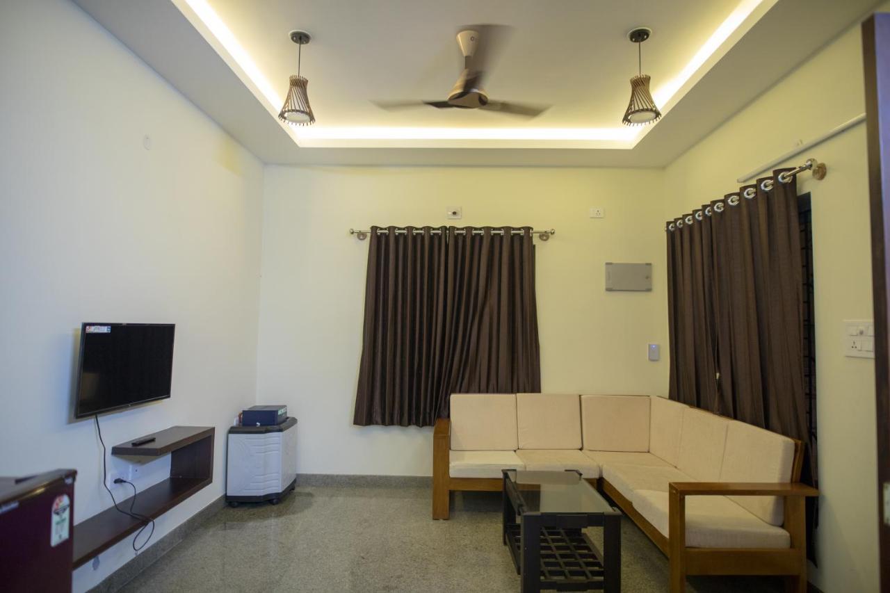 Apartament Aikya Mangaluru Zewnętrze zdjęcie